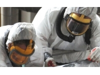 Asbestbranche en nieuwe saneringstechniek gehekeld in Trouw